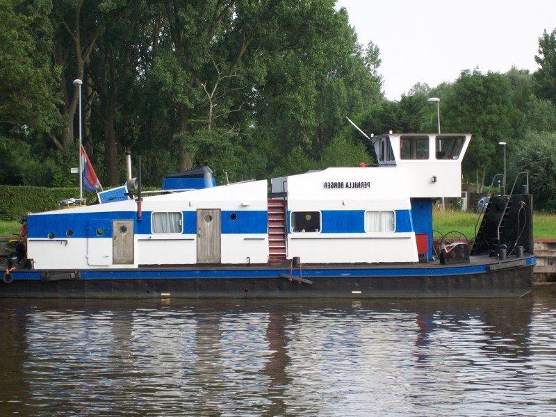 Pusher barge to Hungary