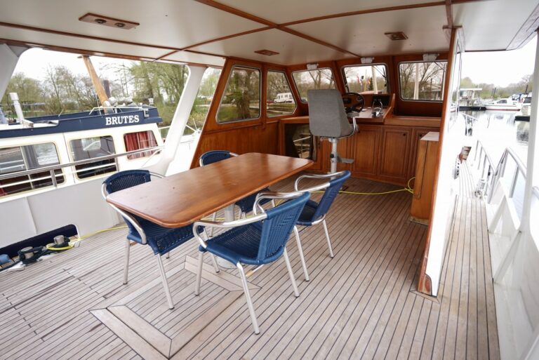 motorjacht-super-valkkruiser-1500-1680915616